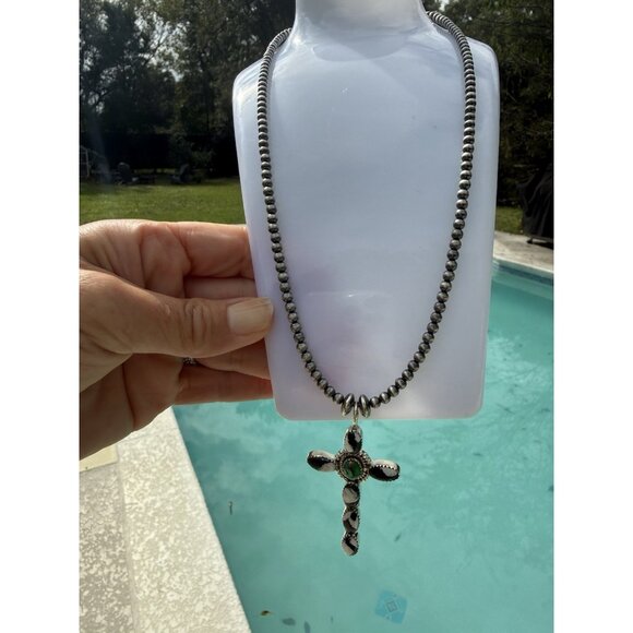 OOAK Artisan Peacock Dahlia White Buffalo Desert Pearl Necklace & Cross Pendant - Picture 5 of 11